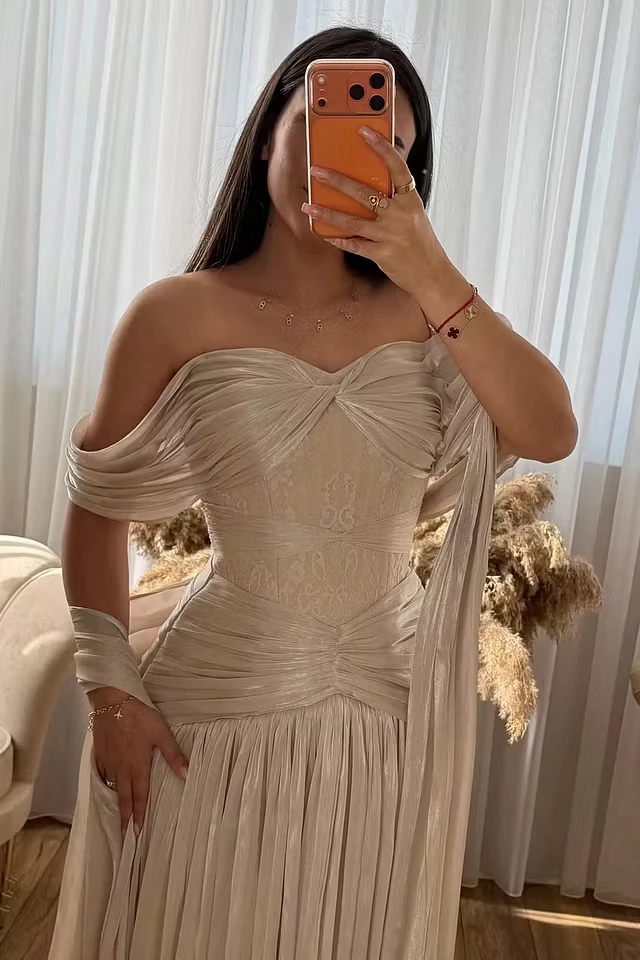 Timeless Sweetheart Off The Shoulder A-Line Evening Dresses Floor Length With Pleats