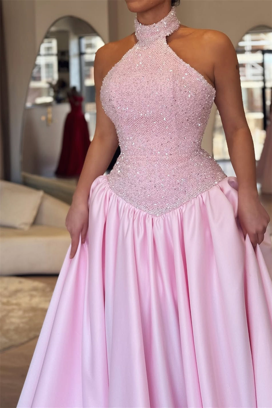 Charming Pink Halter Sleeveless Satin Evening Dresses A-Line Sequins With Pleats