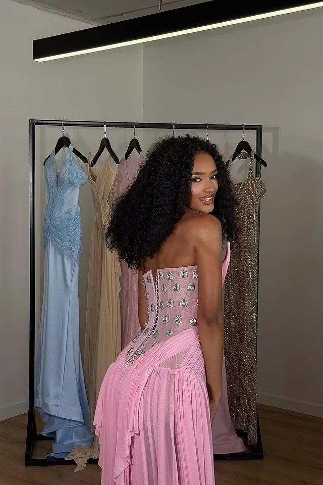 Chic Pink Strapless Sleeveless Chiffon Wedding Dresses Gem Pleats With Lace-Up Back