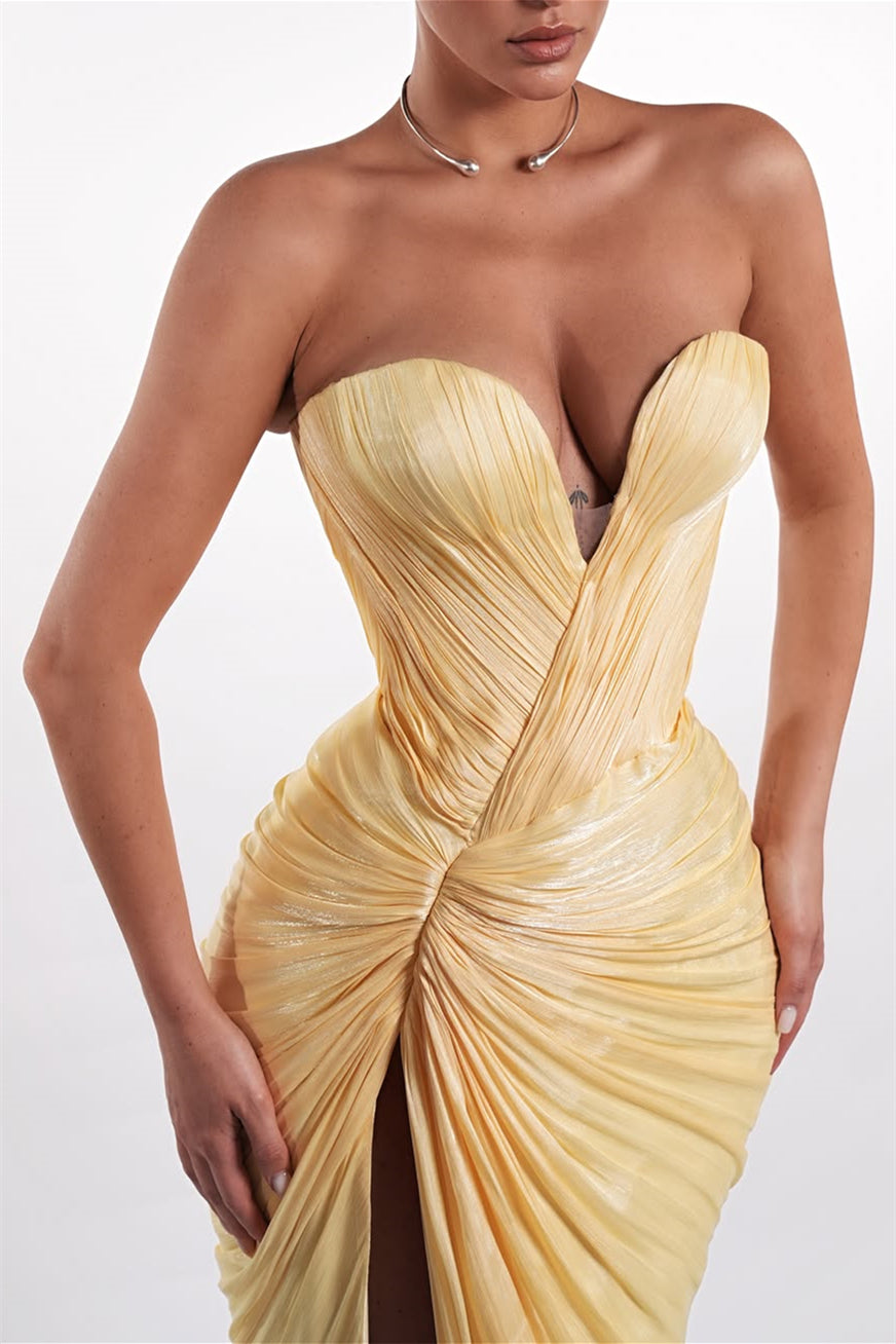 Elegant Sweetheart Strapless Sleeveless Mermaid Wedding Dresses High Split With Pleats Zipper