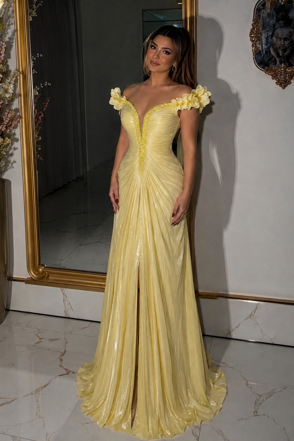 Romantic Yellow Off The Shoulder Wedding Dresses High Split With Zipper Pleats
