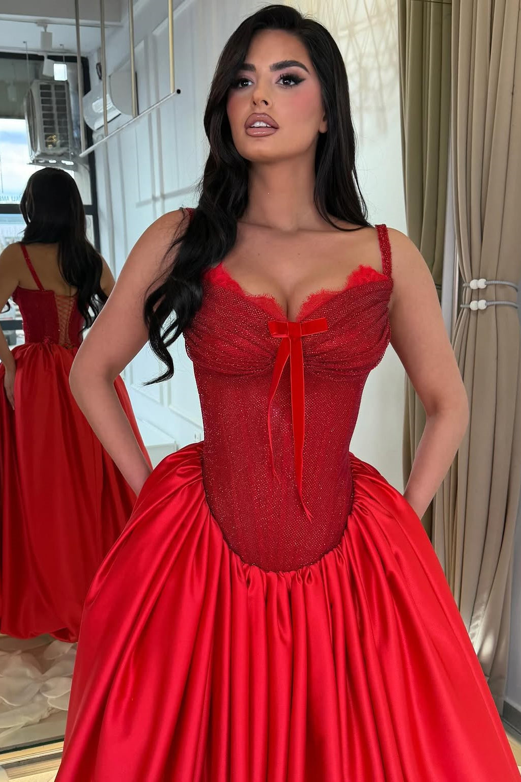 Luxurious Red Sweetheart Spaghetti-Straps Satin Wedding Dresses A-Line With Pocket Lace-Up Back