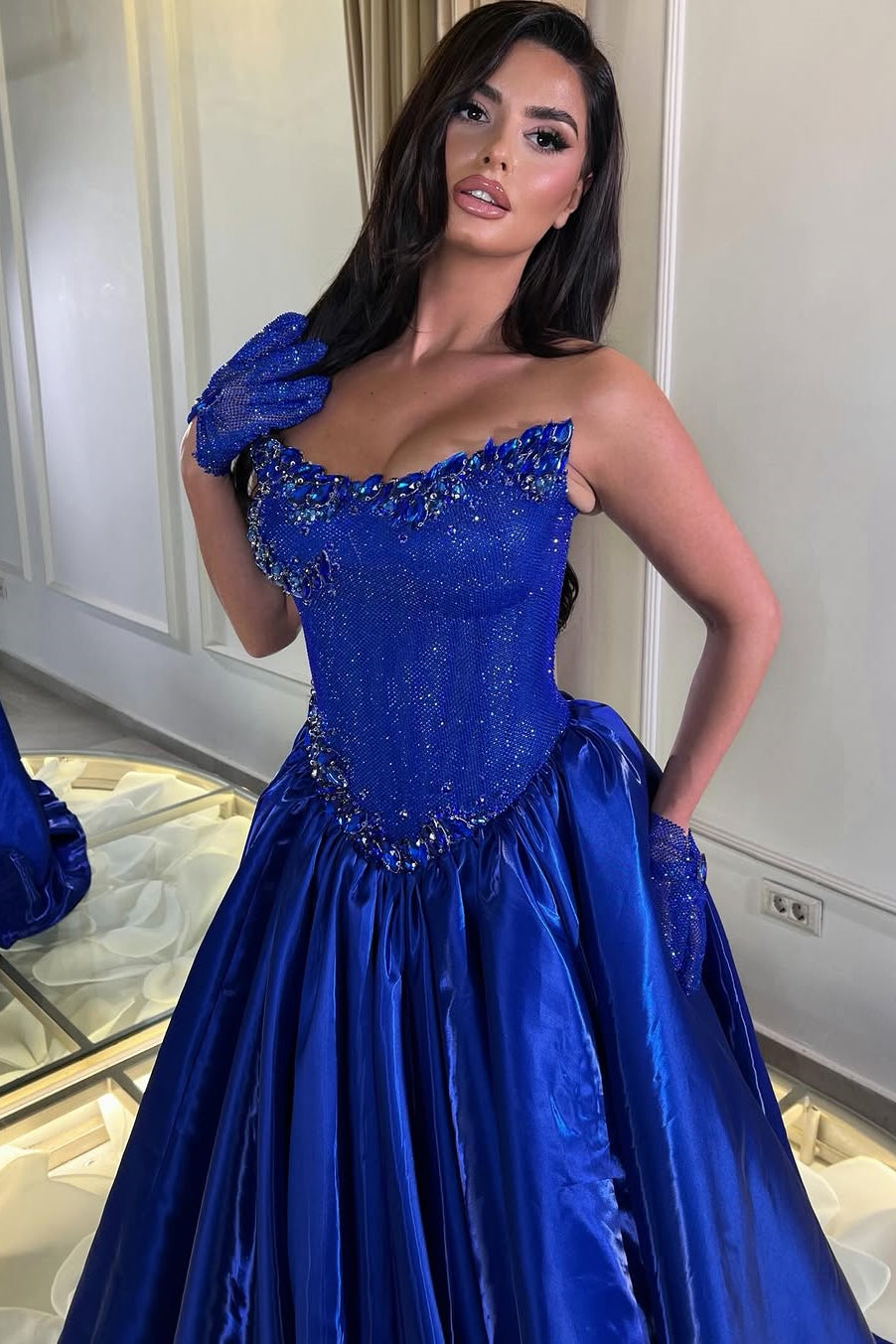 Romantic Royal Blue Strapless Sleeveless Satin Wedding Dresses Gem A-Line With Pleats