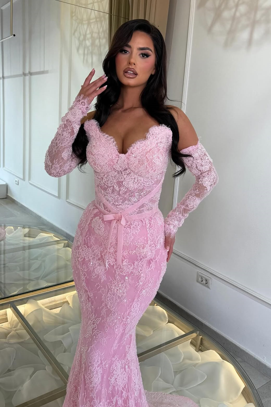 Glamorous Dusty Pink Sweetheart Strapless Sleeveless Lace Mermaid Wedding Dresses Sheath With Lace-Up Back