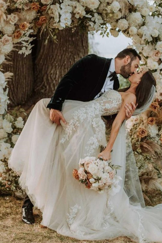 A-Line Tulle Sweetheart Wedding Dress with Lace Appliques-BallBride