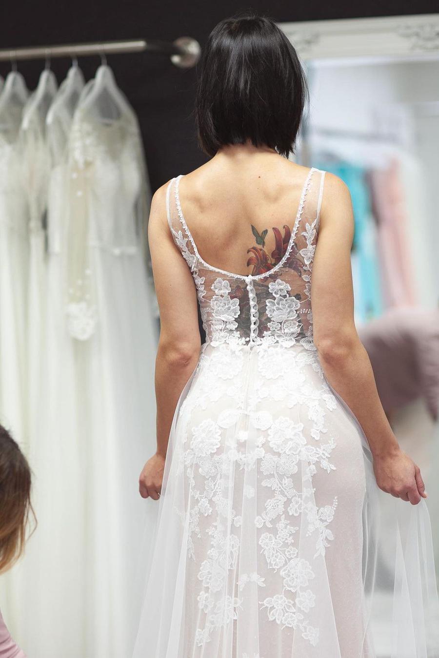 A-Line Wedding Dress with Lace Appliques and Backless Design - Simple Deep V-neck Floor-length Tulle-BallBride
