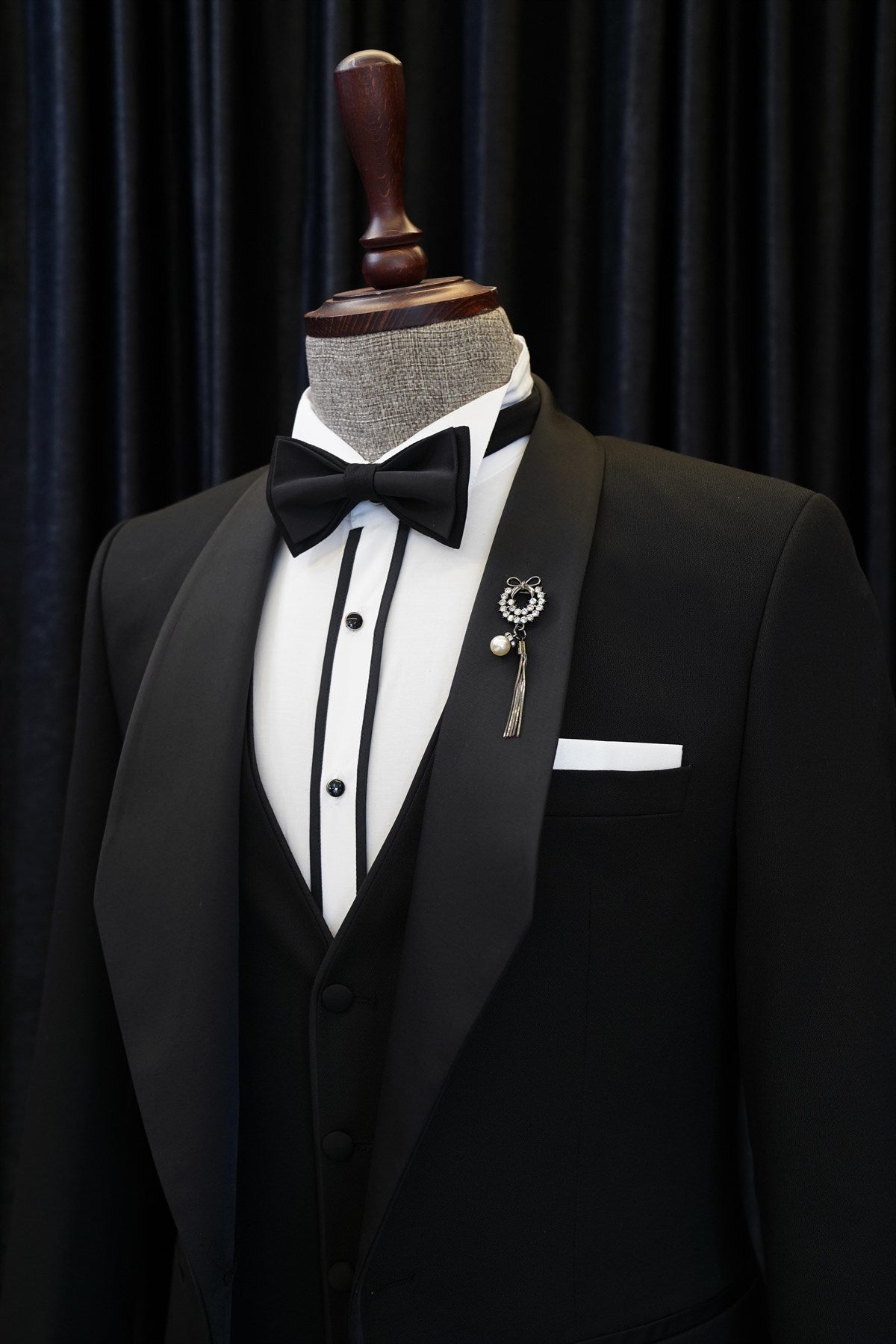 Anselm Fashion Black Shawl Lapel Wedding Suit Set-BallBride