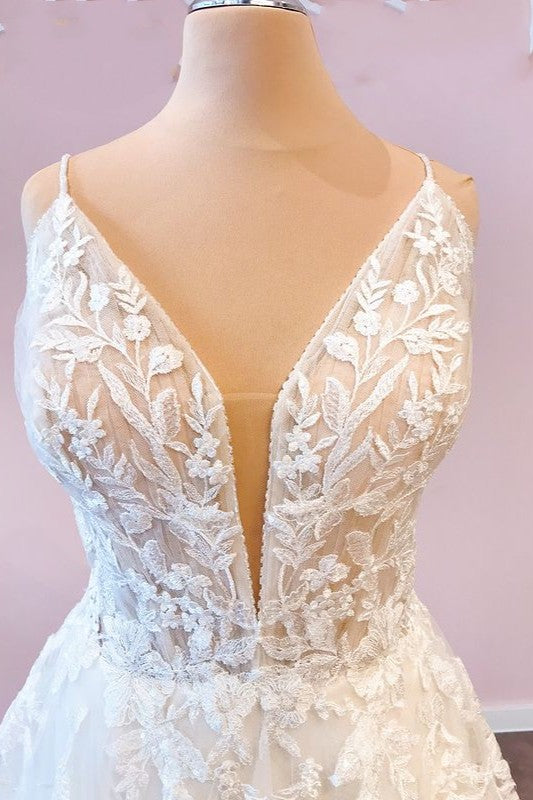 Attractive Sweetheart A-Line Tulle Wedding Dress with Spaghetti Straps-BallBride