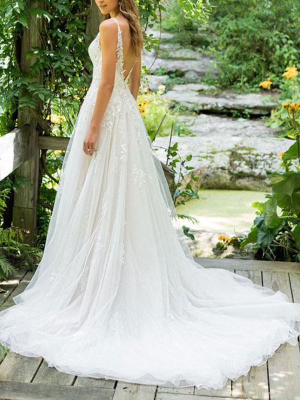 Beautiful Lace Tulle Bridal Gown with Sleeveless V-Neck Design-BallBride