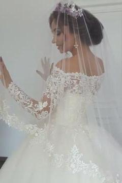 Beautiful Long Sleeves Off-the-Shoulder Ball Gown Wedding Dress with Appliques Lace-BallBride