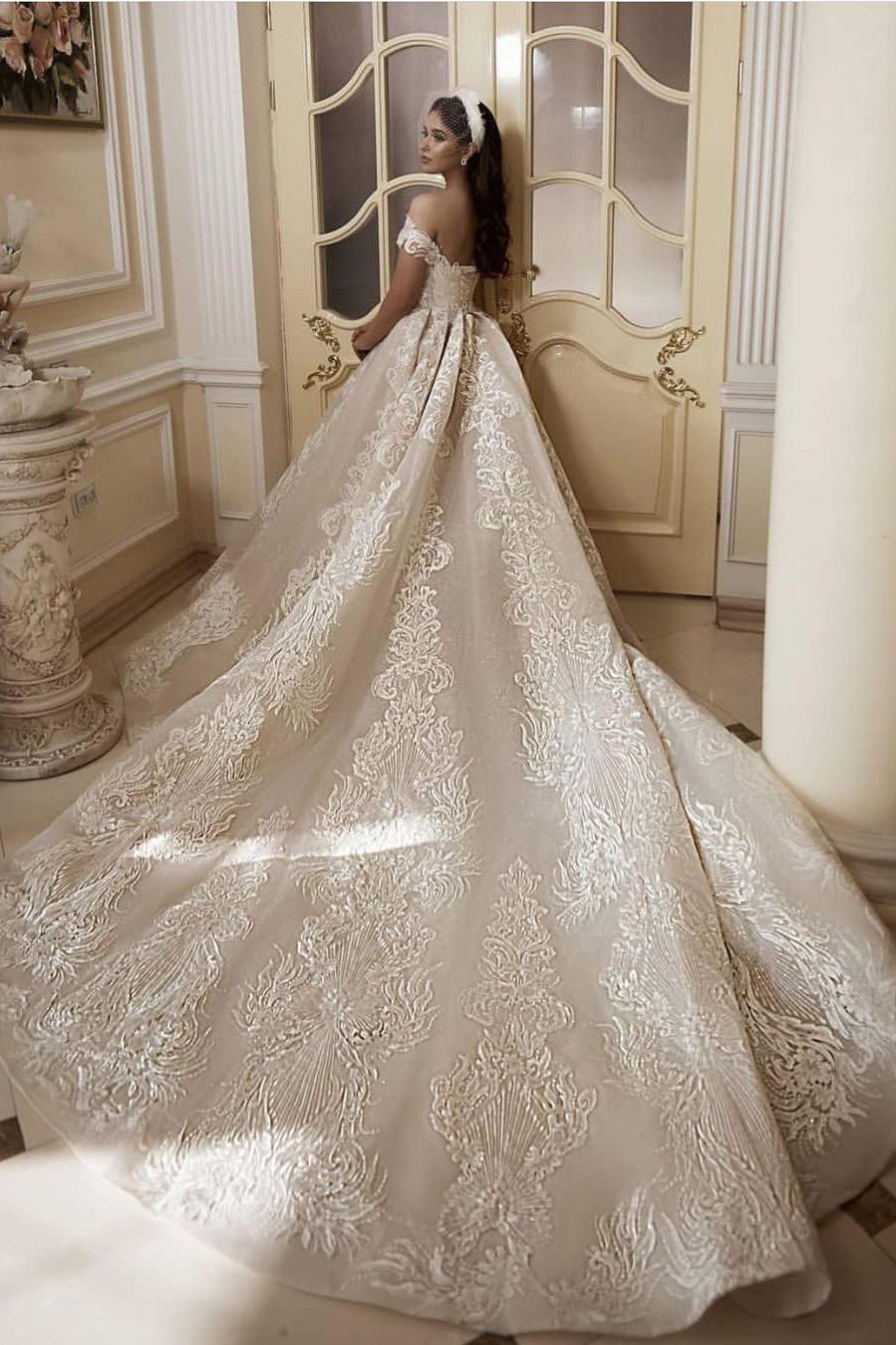Beautiful Off-the-Shoulder A-Line Wedding Dress With Appliques Lace-BallBride