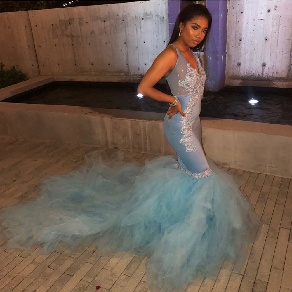 Blue V-Neck Sleeveless Appliques Tulle Prom Dress-BallBride