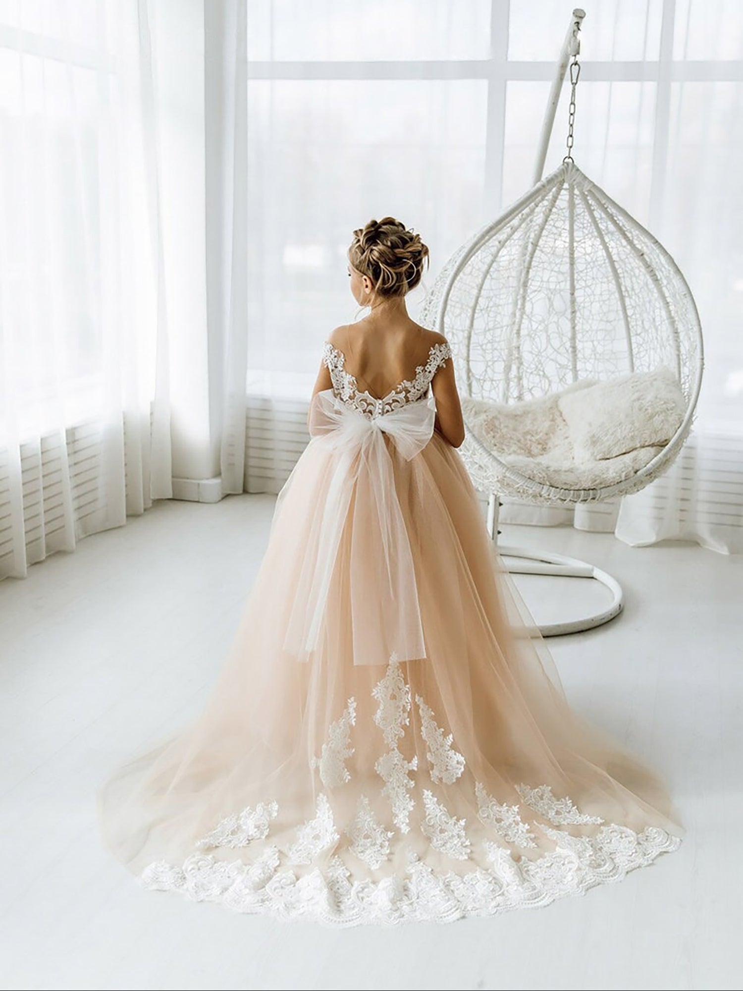 Boho Ball Gown Sleeveless Tulle Open Back Flower Girl Dresses with Bow-BallBride