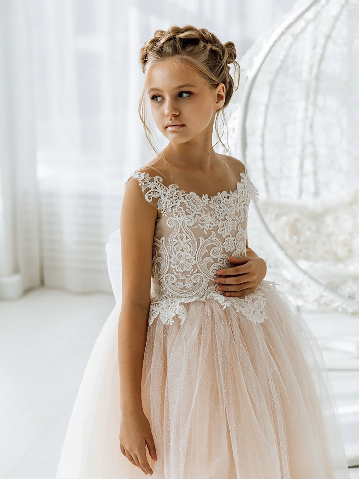 Boho Ball Gown Sleeveless Tulle Open Back Flower Girl Dresses with Bow-BallBride