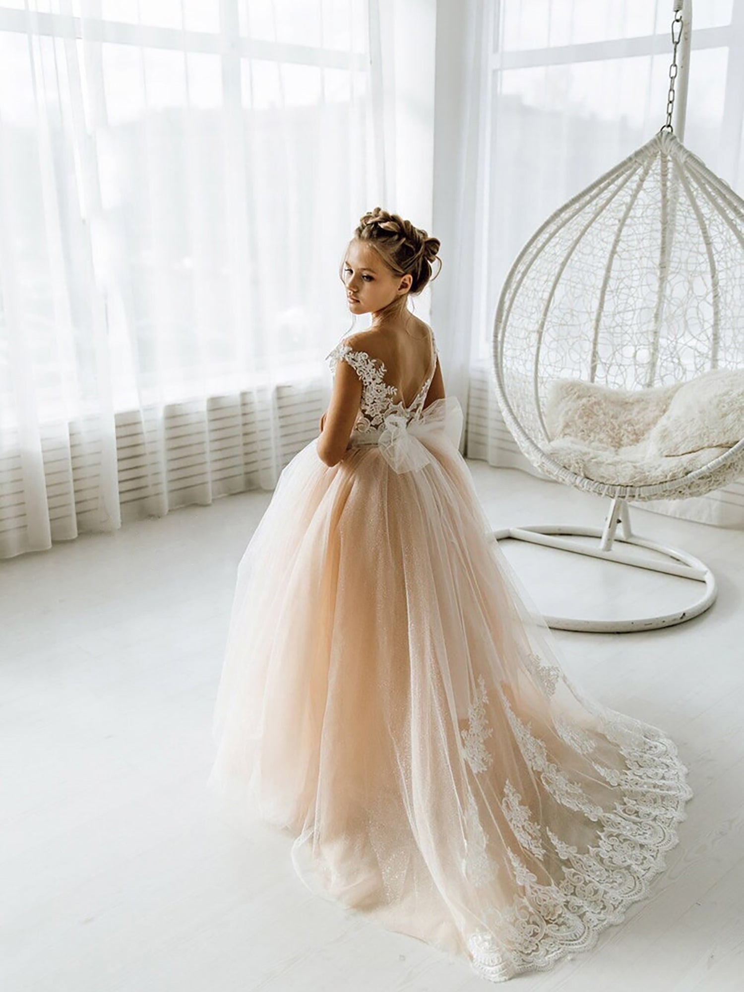 Boho Ball Gown Sleeveless Tulle Open Back Flower Girl Dresses with Bow-BallBride