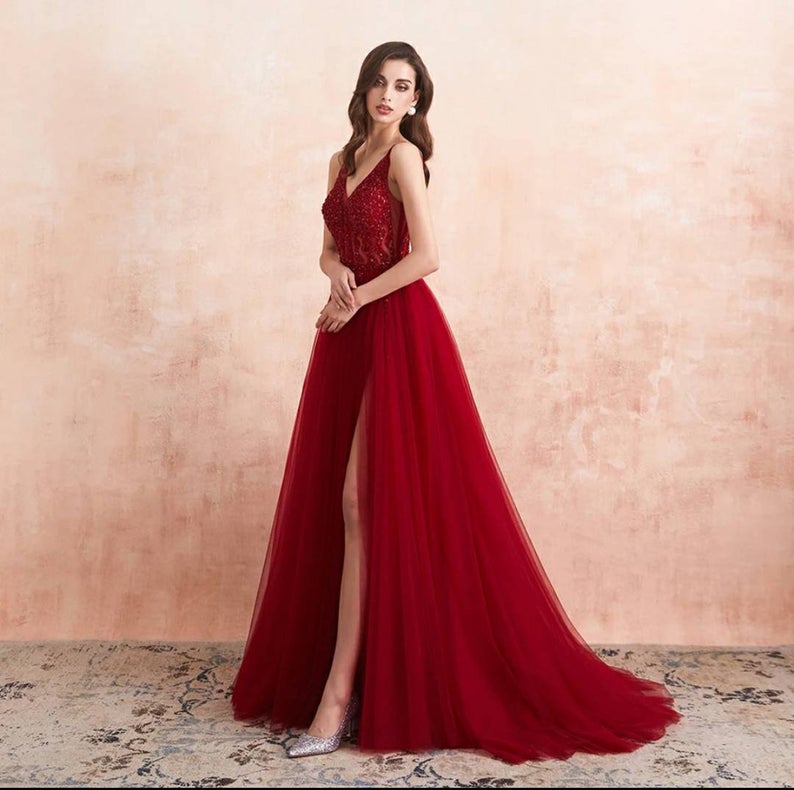 Burgundy V-Neck Sleeveless Split Evening Dress with Beads and Tulle-BallBride