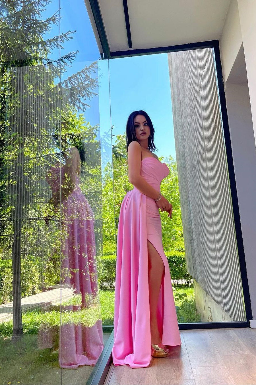 Charming Pink Sweetheart Mermaid Prom Dress With Slit and Ruffle-BallBride