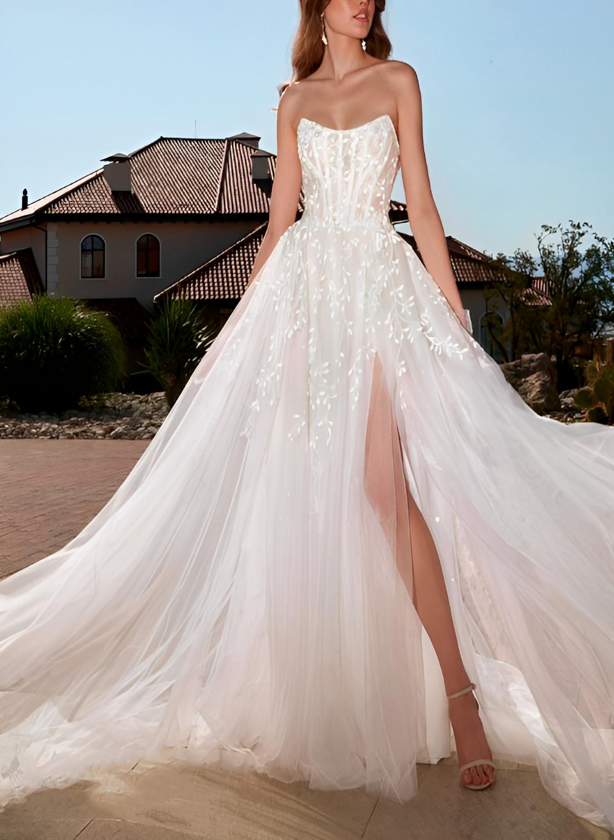 Chic A-line Strapless Sleeveless Court Train Tulle Wedding Dresses Front Split-Ballbride