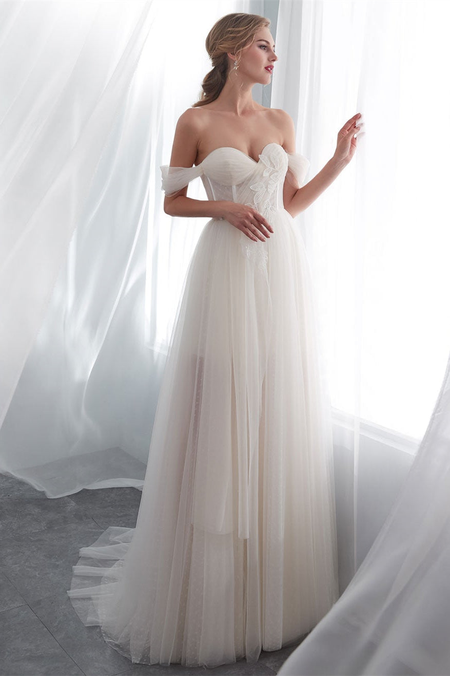 Chic Off-the-Shoulder Tulle Wedding Dress Long-BallBride