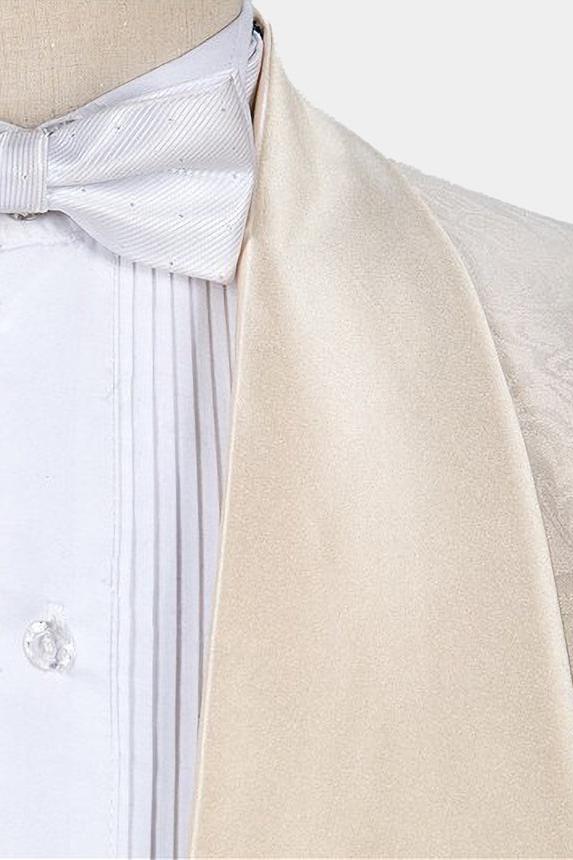 Chic White Three Pieces Jacquare Shawl Lapel Wedding Suit-BallBride