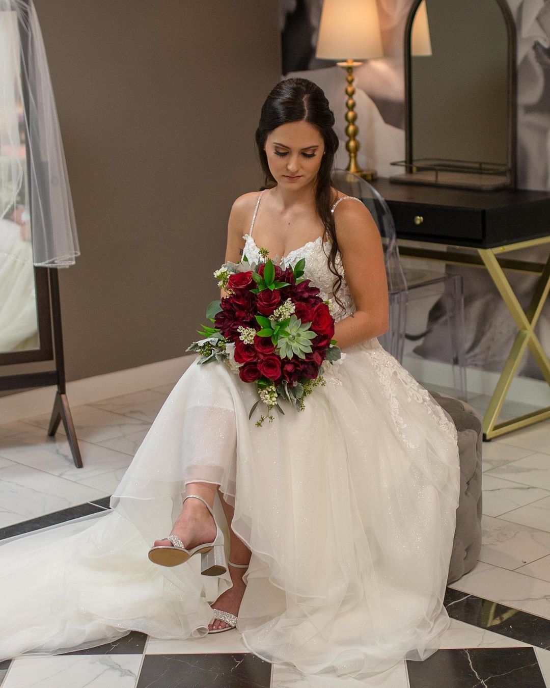 Classy A-line Sweetheart Spaghetti-Straps Wedding Dress with Lace Tulle-BallBride
