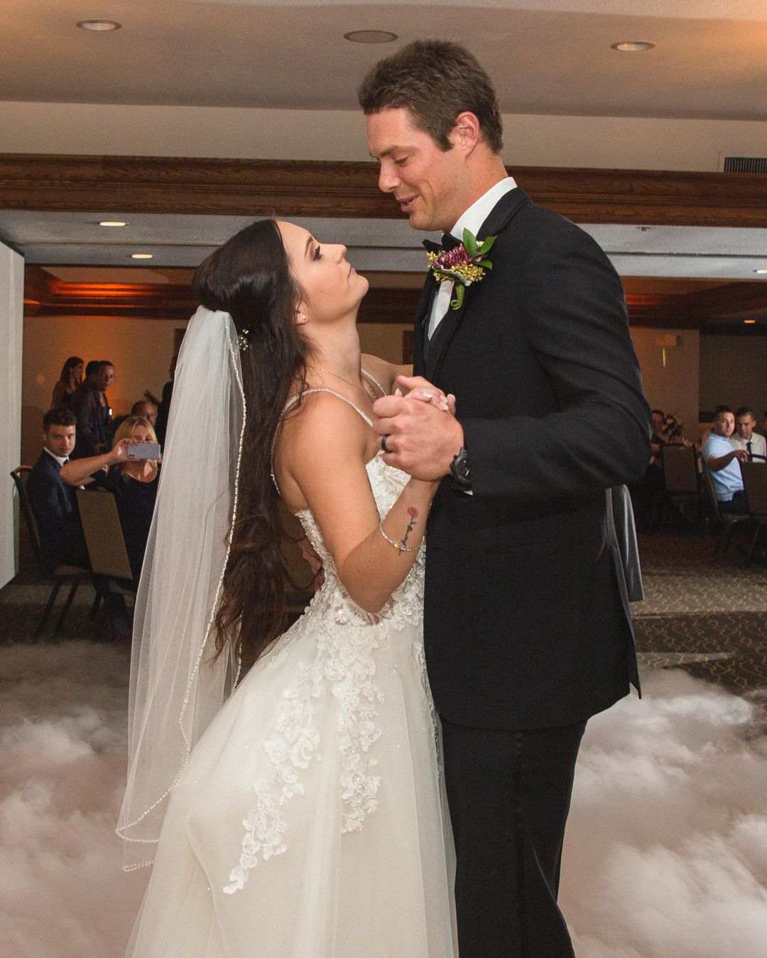 Classy A-line Sweetheart Spaghetti-Straps Wedding Dress with Lace Tulle-BallBride