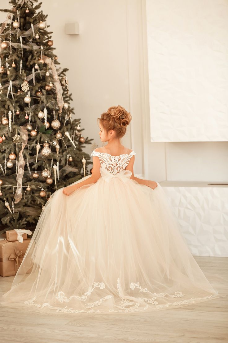 Cute Jewel Sleeveless Ball Gown Flower Girl Dress with Tulle Lace Appliques-BallBride