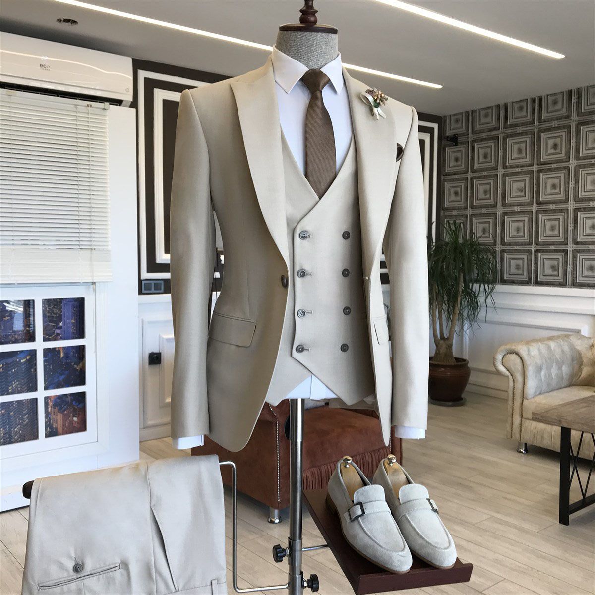 Elegant 3 Piece Light Khaki Wedding Blazer Suit with Peaked Lapel-BallBride