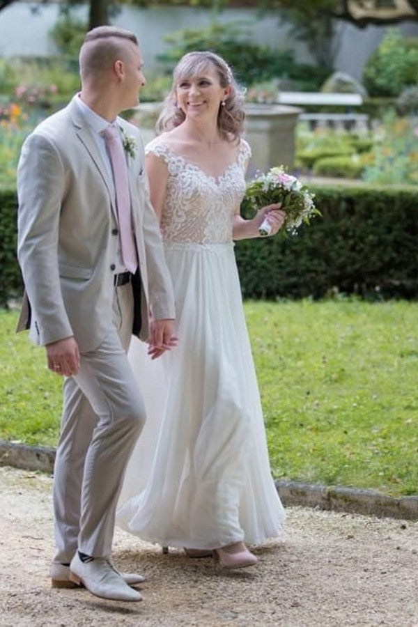 Elegant A-Line Chiffon Wedding Dress with Appliques Lace-BallBride