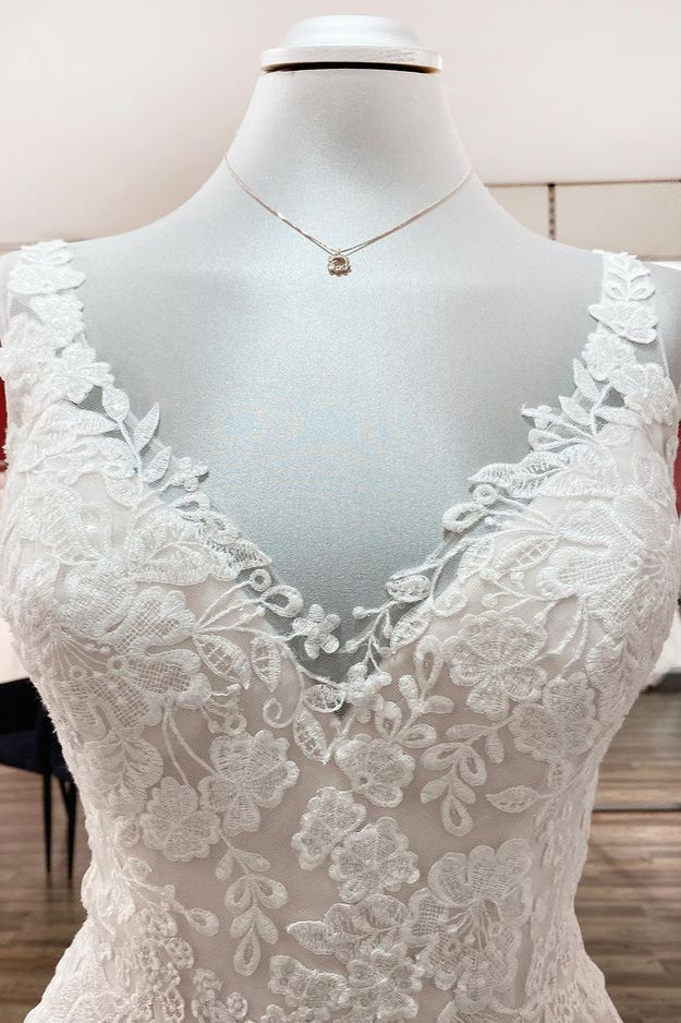 Elegant A-Line Lace Wedding Dress With Open Back and Appliques-BallBride