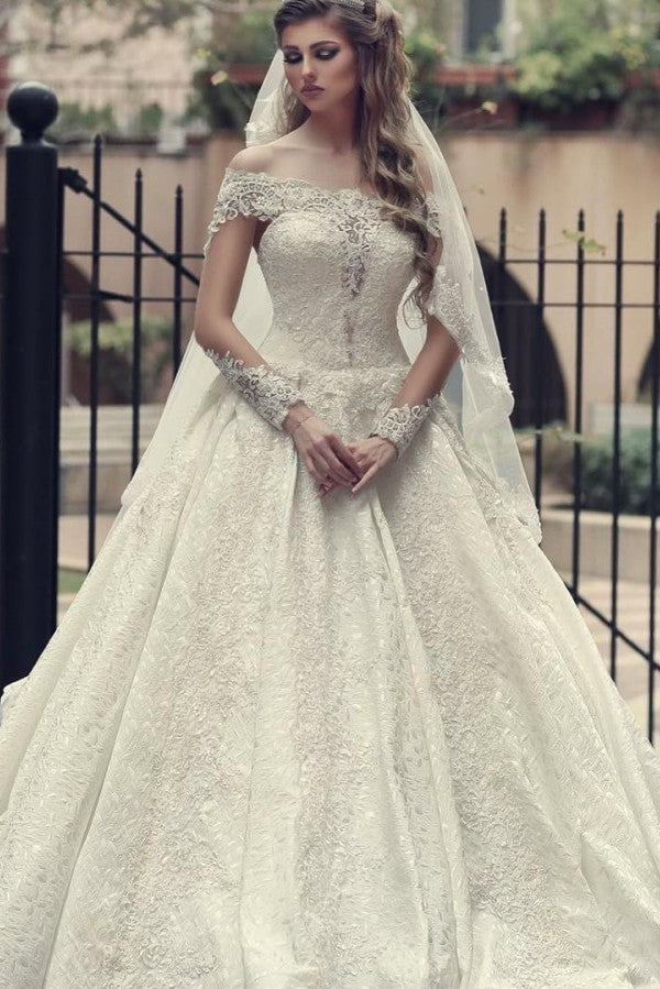 Elegant A-Line Off-the-Shoulder Wedding Dress with Appliques Lace-BallBride