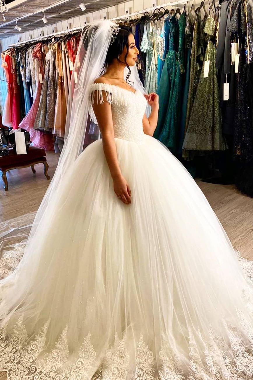 Elegant Beading Backless Floor-length Wedding Dress with Tassel Tulle-BallBride