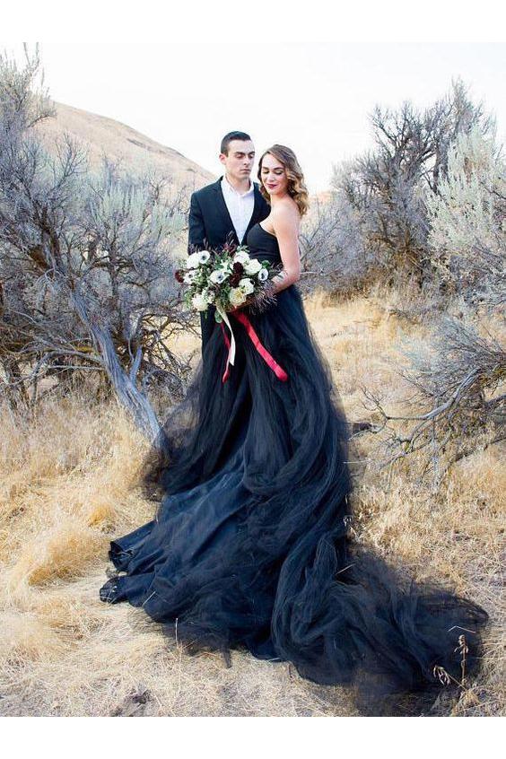 Elegant Black Strapless A-line Wedding Dress with Tulle Floor-length-BallBride