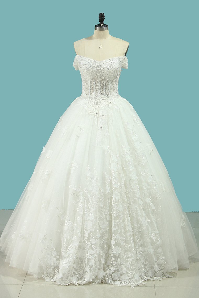 Elegant Lace Appliques A-Line Wedding Dress with Tulle and Sequins-BallBride