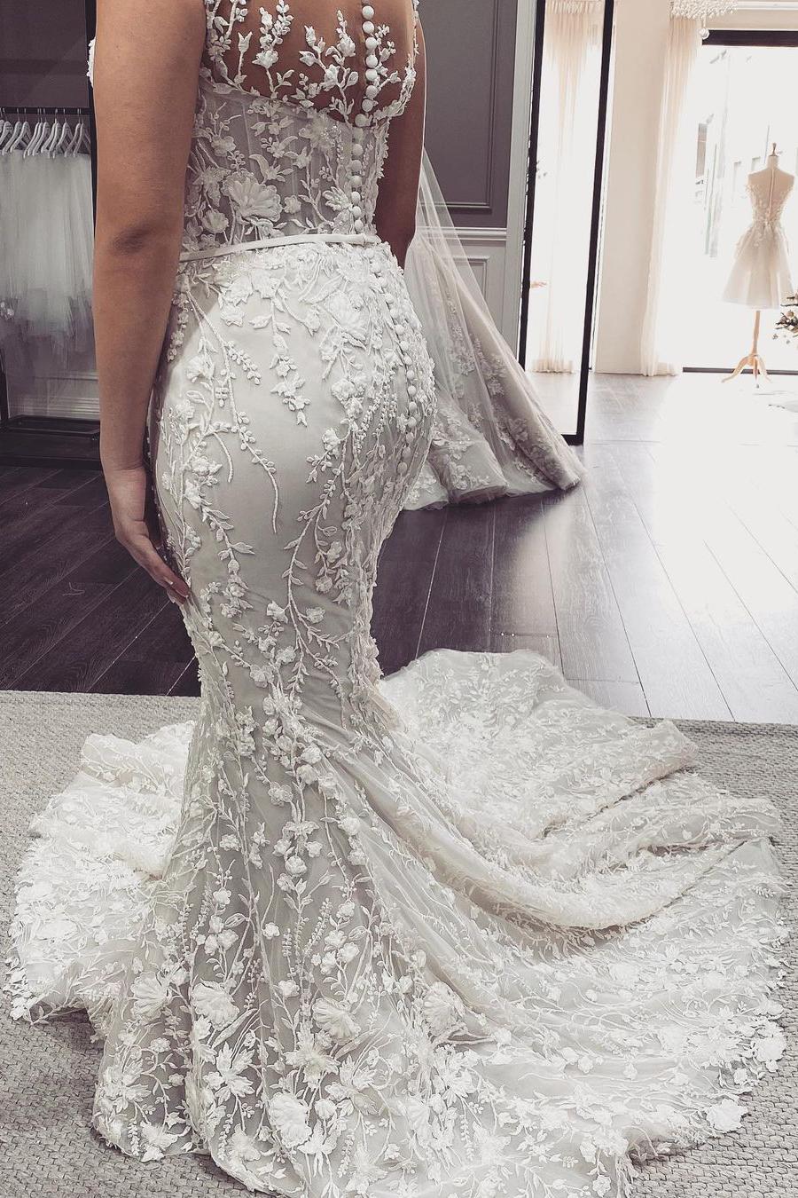 Elegant Off-the-Shoulder Backless Floor-length Mermaid Wedding Dress With Appliques Lace-BallBride