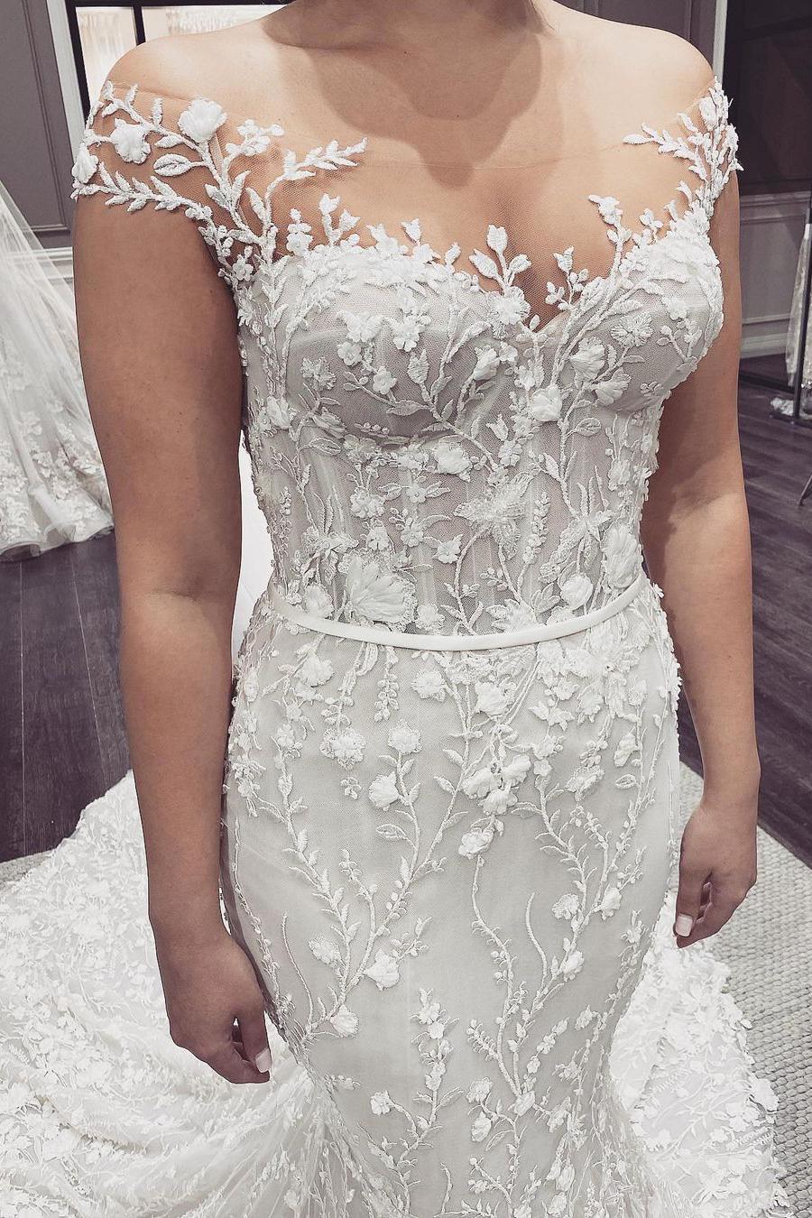 Elegant Off-the-Shoulder Backless Floor-length Mermaid Wedding Dress With Appliques Lace-BallBride