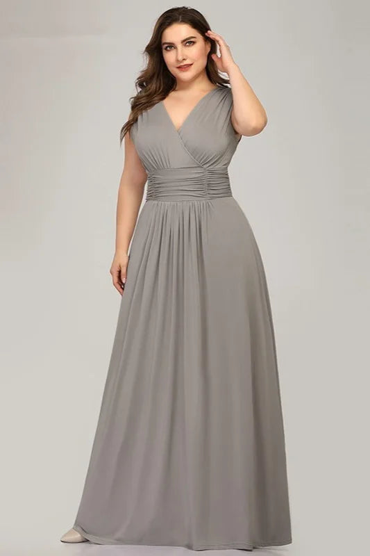 Elegant Plus Size Wedding Party Dress Long Chiffon Sleeveless Evening Gown-BallBride