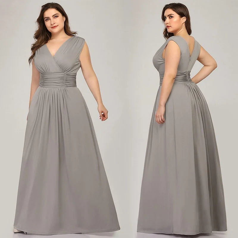 Elegant Plus Size Wedding Party Dress Long Chiffon Sleeveless Evening Gown-BallBride