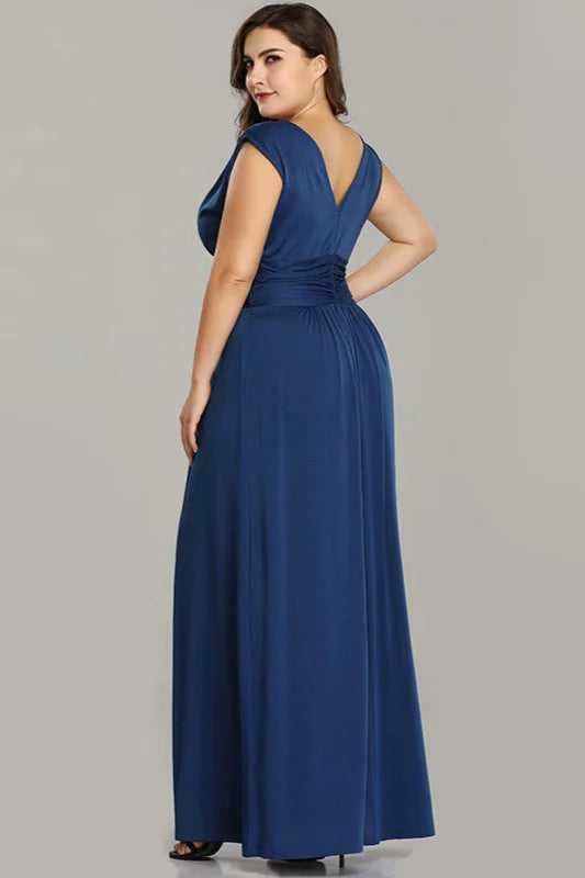 Elegant Plus Size Wedding Party Dress Long Chiffon Sleeveless Evening Gown-BallBride