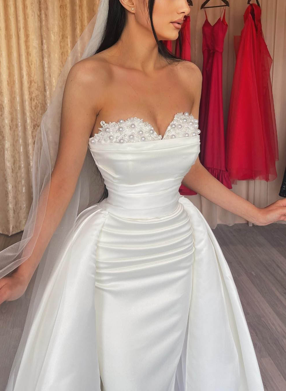 Elegant Sweetheart Detachable Train Lace Sleeves Wedding Dresses-Ballbride