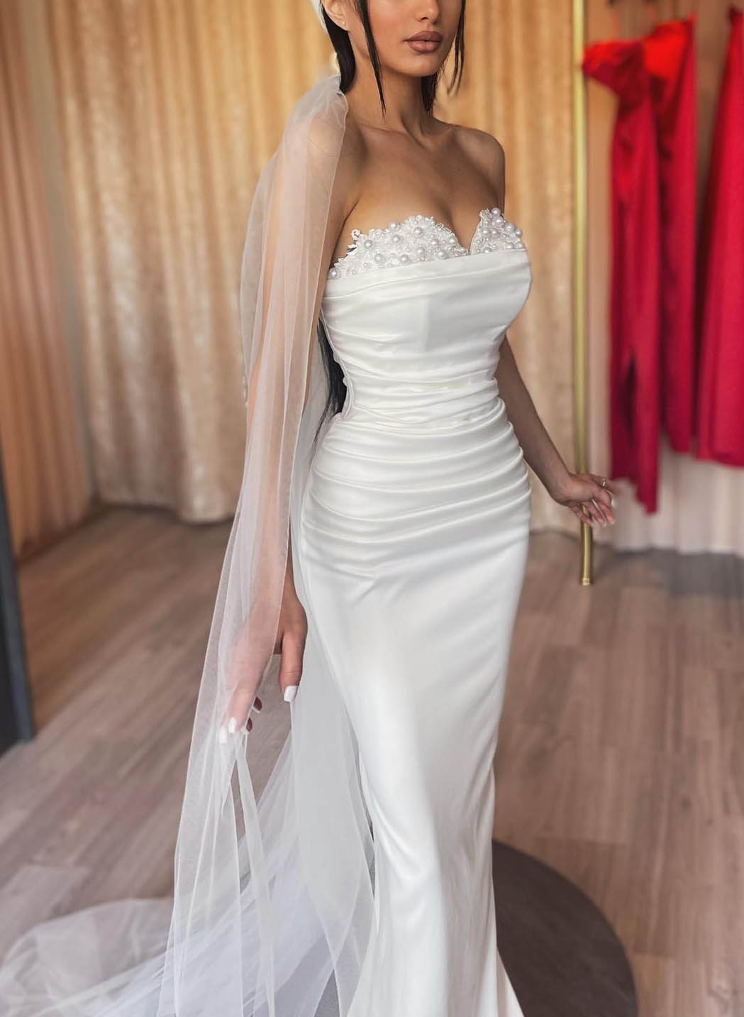 Elegant Sweetheart Detachable Train Lace Sleeves Wedding Dresses-Ballbride