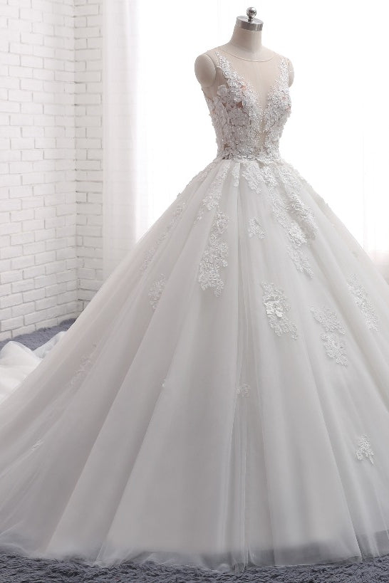 Elegant Tulle Train Wedding Dress With Appliques Lace-BallBride