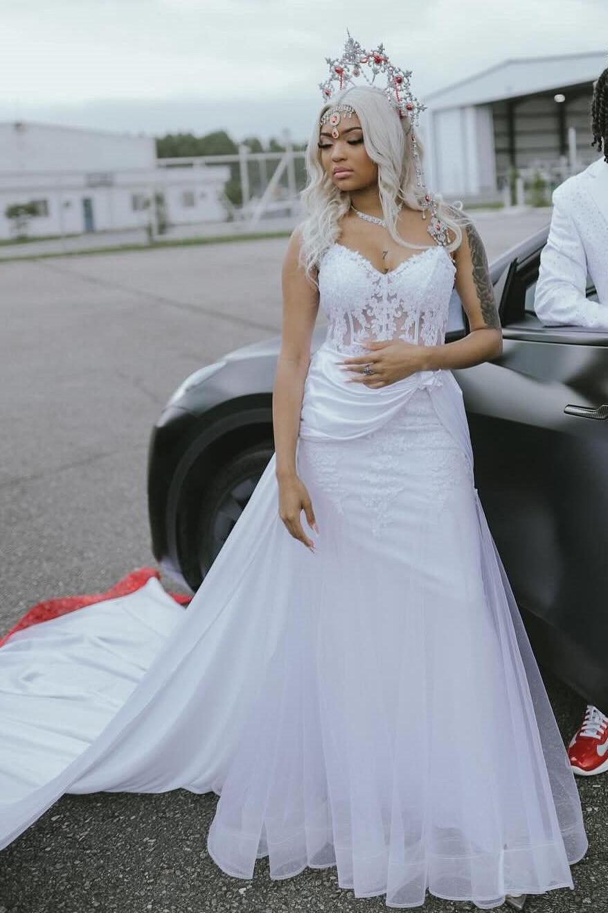 Elegant White Sweetheart Tulle Appliques Sheath Prom Dress with Overskirt-BallBride