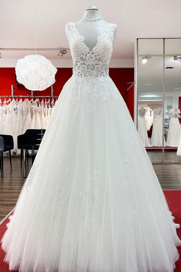 Eye-taking White Ruffles A-line V-neck Tulle Lace Wedding Dress-BallBride