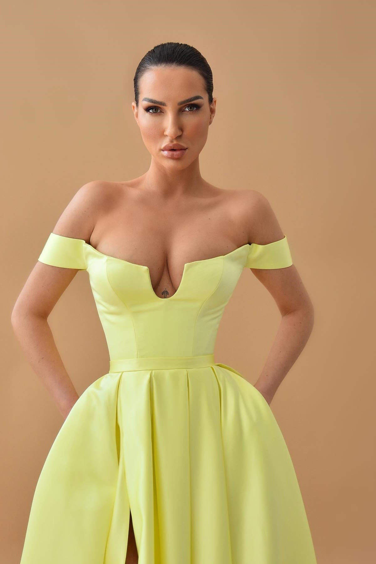 Fashion Sweetheart A-Line Evening Dress with Split - Daffodil Off-The-Shoulder-BallBride
