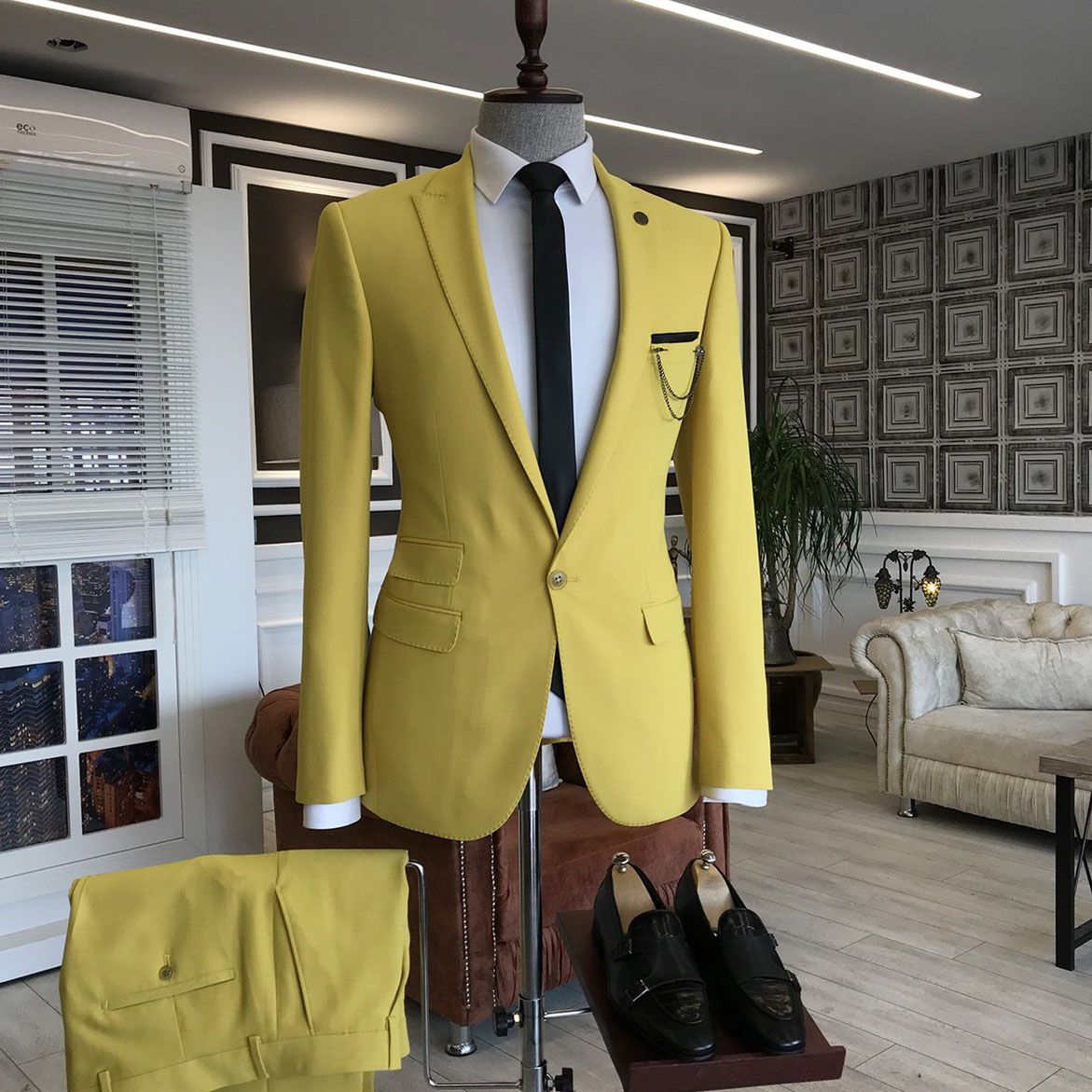Formal Yellow Groom Suit With Peaked Lapel & One Button - 3 Flaps-BallBride