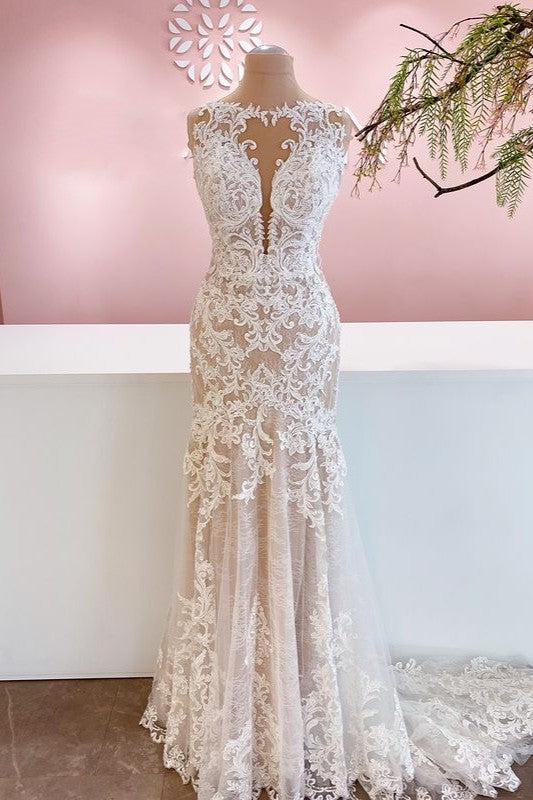 Glamorous Bateau Mermaid Wedding Dress with Appliques Lace Tulle-BallBride
