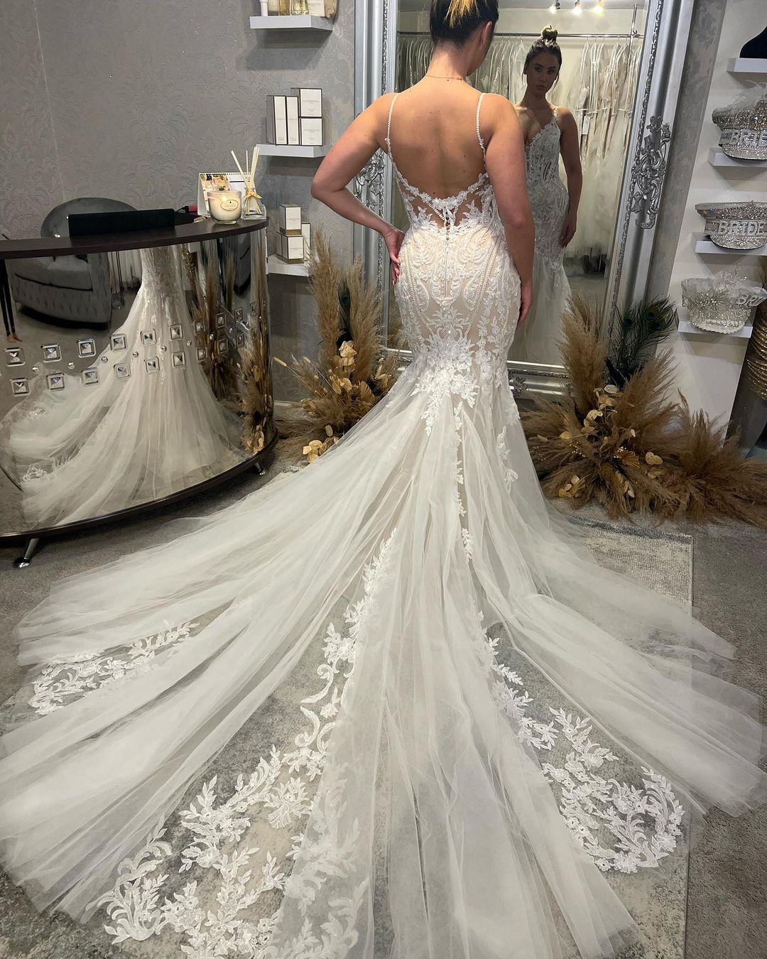 Glamorous V-Neck Spaghetti Straps Sleeveless Mermaid Bridal Gown-Ballbride