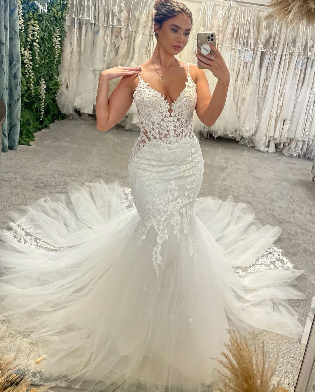 Glamorous V-Neck Spaghetti Straps Sleeveless Mermaid Bridal Gown-Ballbride