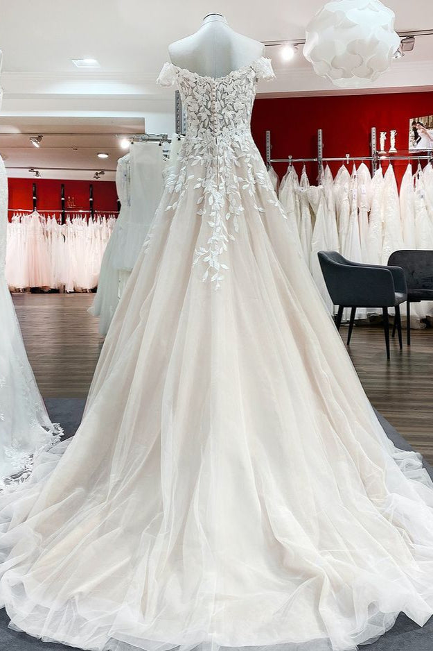 Gorgeous A-line Off-the-shoulder Wedding Dress With Tulle Lace Ruffles-BallBride